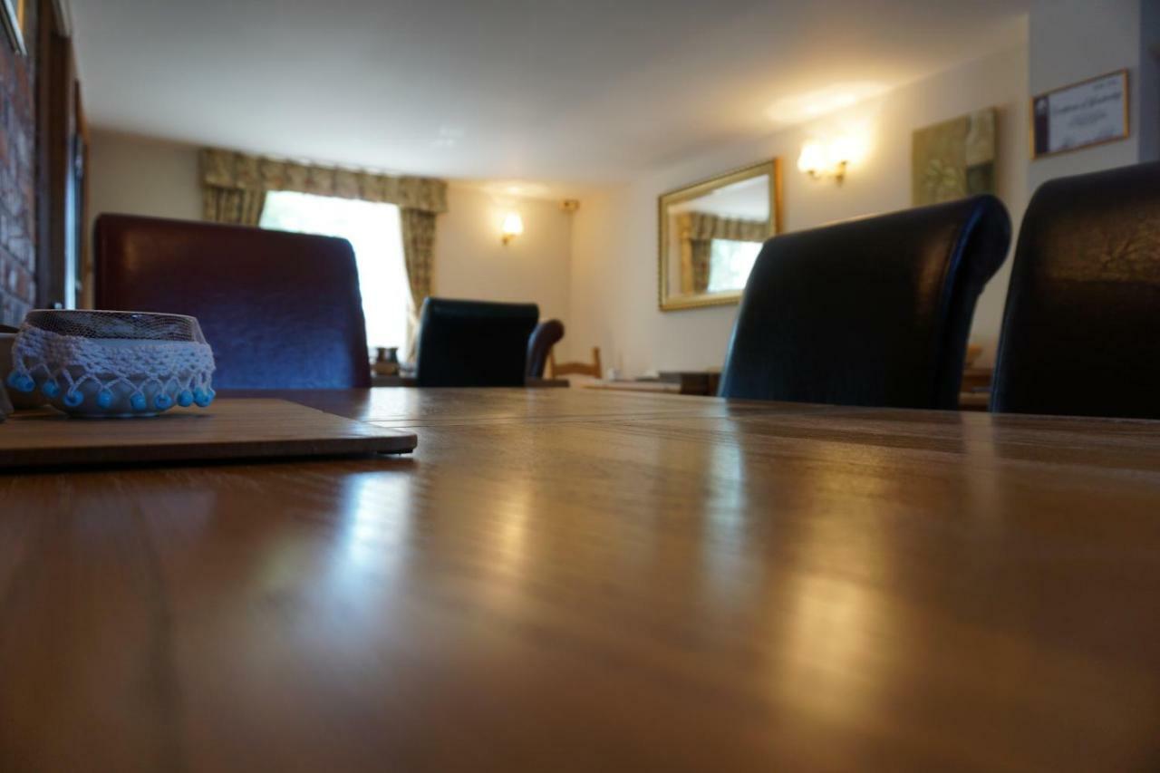 Chapel Croft Guest House Biddulph  Екстериор снимка